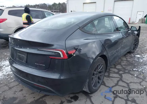 2025 Tesla Model 3 Long Range All-Wheel Drive из США, поврежденный, VIN 5YJ3E1EB4SF913038
